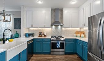 17 6th Ave, Bluffton, SC 29910