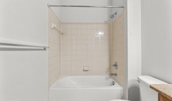 24701 BYRNE MEADOW Sq 108, Aldie, VA 20105