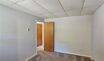 40 Kingsland Ct 2A, Charlestown, RI 02813