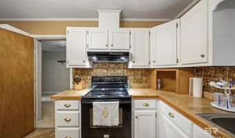 11153 Quinley Rd, Bay Minette, AL 36507