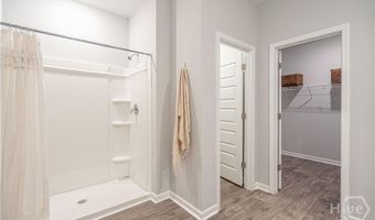 101 Crimson Ln, Savannah, GA 31302