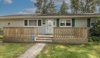 40 Dockage Rd, Bayville, NJ 08721