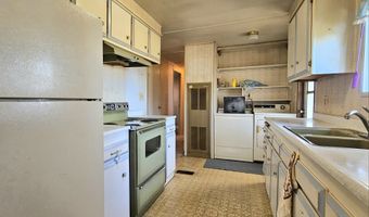 16427 VISTA HILLS Dr 17, Brookings, OR 97415