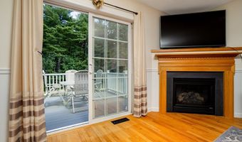 8 Alden Dr 8, Berlin, MA 01503