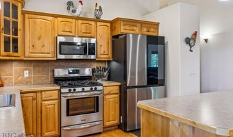 93 Landmark Dr, Belgrade, MT 59714