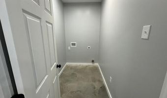 90 Gainer Ferry Rd, Batesville, AR 72501