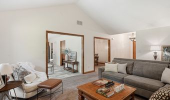 5054 Braemar St, Avon, IN 46123