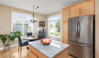 118 21st St SW, Altoona, IA 50009