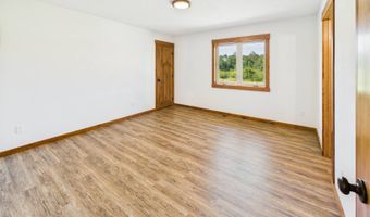 2636 Bluegrass Blvd SW, Backus, MN 56435