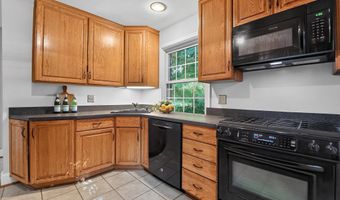 1110 BELLEMORE Rd, Baltimore, MD 21210