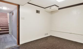 1107 N 13th St, Beatrice, NE 68310