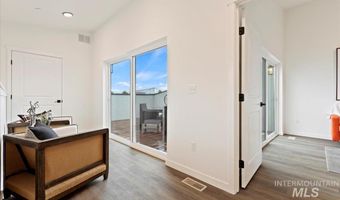2008 S Mackinnon Ln, Boise, ID 83706