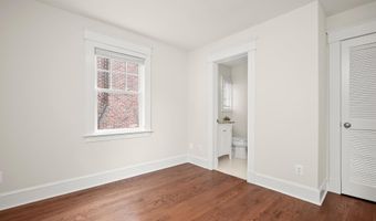 3118 17TH St N, Arlington, VA 22201