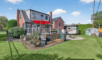 203 MAYER St, Reading, PA 19606