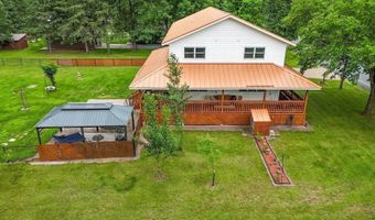 5611 Wazeecha Ave, Wisconsin Rapids, WI 54494
