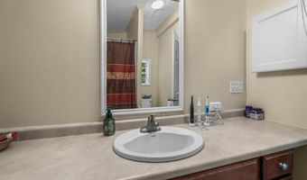 45 Concord St, Belmont, NH 03220