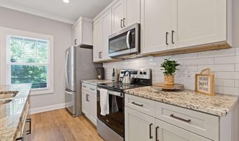 226 Old Canton Cir, Ball Ground, GA 30107