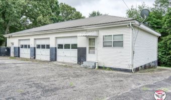 218 Pineview Dr, Albany, KY 42602