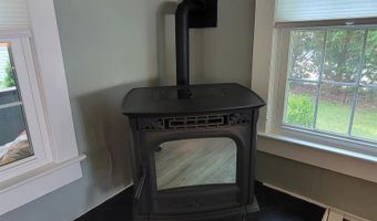 104 John St, Bennington, VT 05201