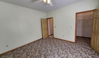 16427 Farm Road 2007, Aurora, MO 65605