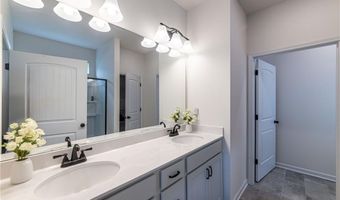 201 Graham Cir, Adairsville, GA 30103