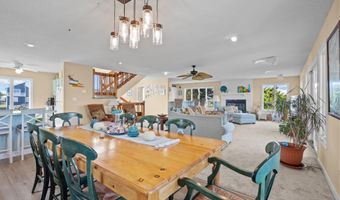 105 Island Quay Ct, Atlantic Beach, NC 28512