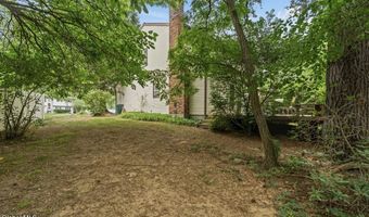 7 Hawthorn Cir, Albany, NY 12203