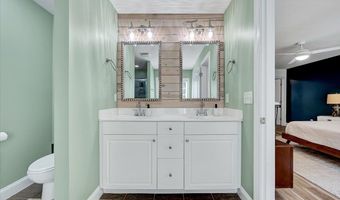 1009 Country Glen Ct, Apex, NC 27502