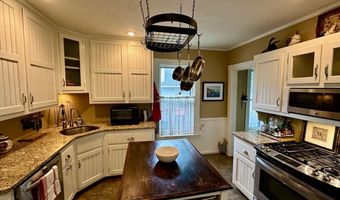 23 Holland St, Bangor, ME 04401