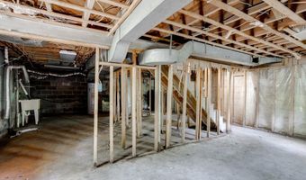 4113 PINERIDGE Dr, Annandale, VA 22003