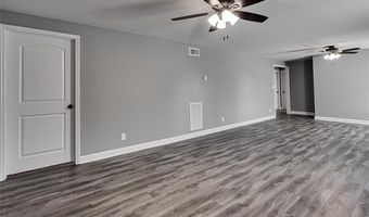 604 Hemlock Dr, Asheboro, NC 27205