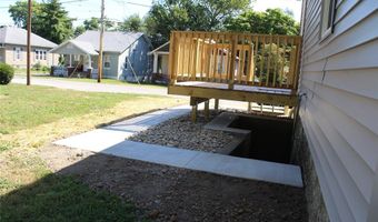 3028 Mayfield Ave, Alton, IL 62002