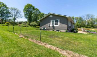 938 Stevens Rd, Barton, VT 05822
