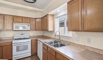 3840 Reflection Dr, Anchorage, AK 99504