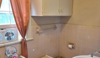 167 N Thomas St, Baxley, GA 31513
