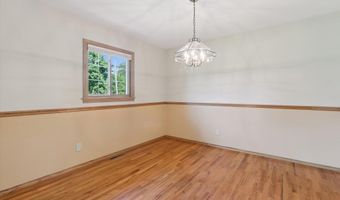 4403 W Riverview Dr, Alma, MI 48801