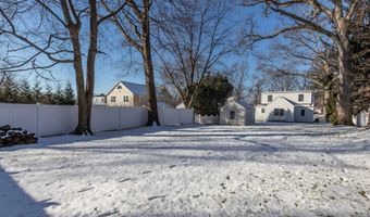 10 Greenwood Ave, Darien, CT 06820