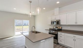 2224 Eversull Ln, North Liberty, IA 52317