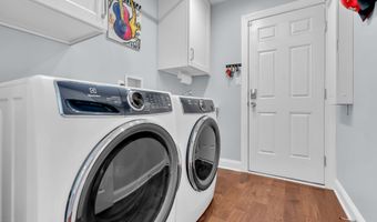 26 Jib Ct, Bayville, NJ 08721