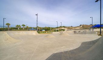 301 Old Causeway Rd, Atlantic Beach, NC 28512
