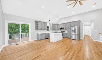 6 Mchugh Ave, Billerica, MA 01821