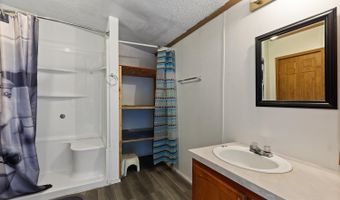943 Howell, Adrian, MI 49221