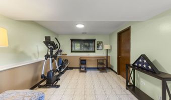 1219 N Itasca Rd, Addison, IL 60101
