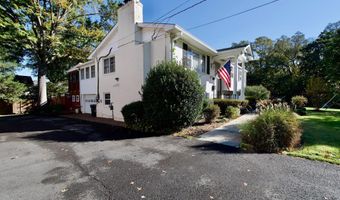 7052 WARDELL St, Annandale, VA 22003