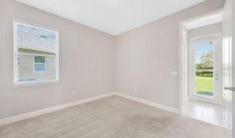 7010 OLD BENTON Dr, Apollo Beach, FL 33572