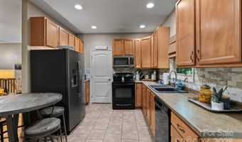 33 34 Grandview Ct, Asheville, NC 28806