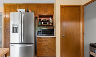 57 SOLAR Cir, Appleton, WI 54915