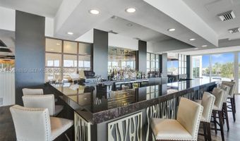 20281 E Country Club Dr 615, Aventura, FL 33180