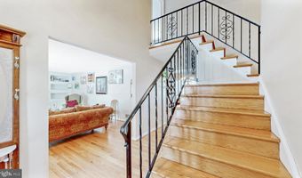 102 MERIDEN Dr, Hockessin, DE 19707