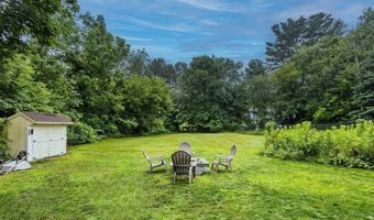 17 Pine St, Bellingham, MA 02019